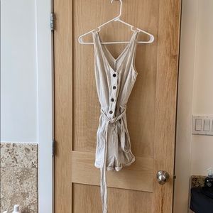 Beige romper
